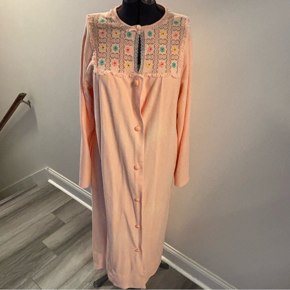 🌼Sears🌼 Vintage Peach Floral House Robe - Picture 2 of 6